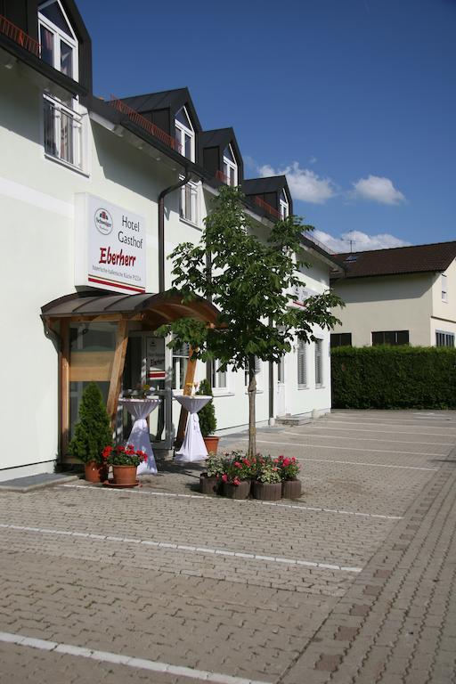 Hotel-Gasthof Eberherr Forstinning Kültér fotó