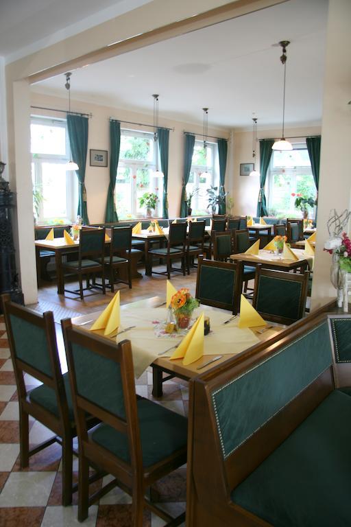 Hotel-Gasthof Eberherr Forstinning Kültér fotó