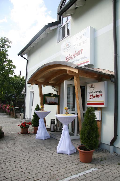 Hotel-Gasthof Eberherr Forstinning Kültér fotó