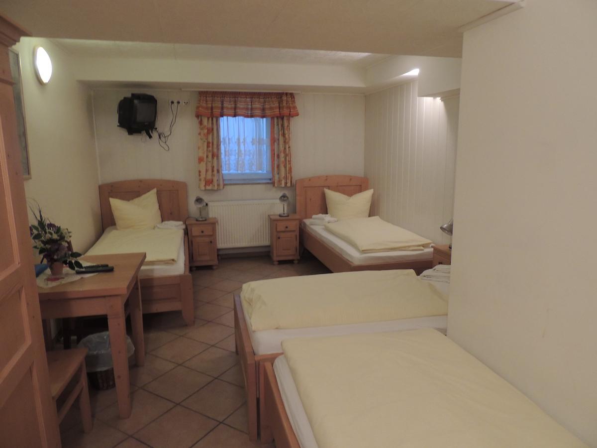 Hotel-Gasthof Eberherr Forstinning Szoba fotó